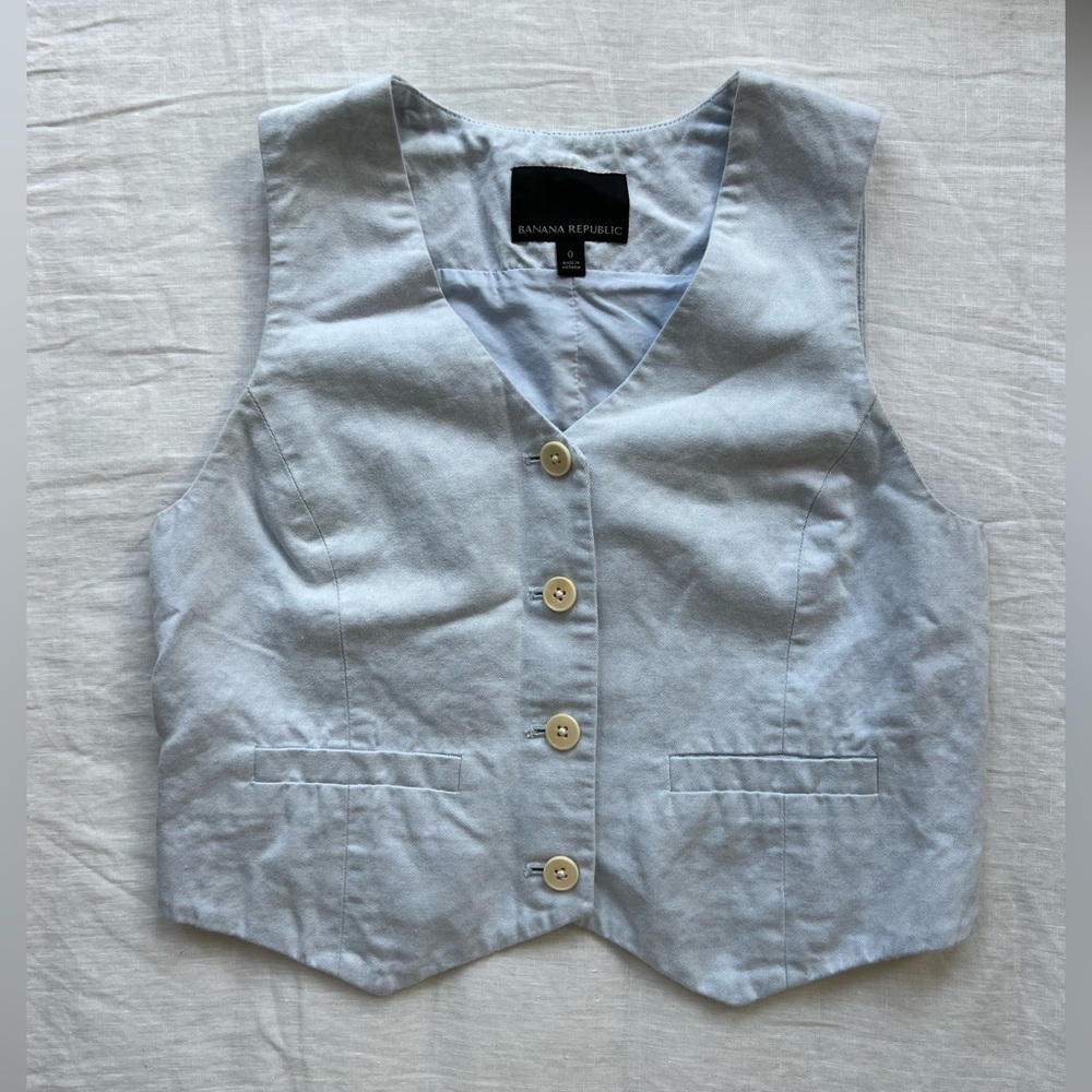 Banana Republic Linen Buttoned Vest